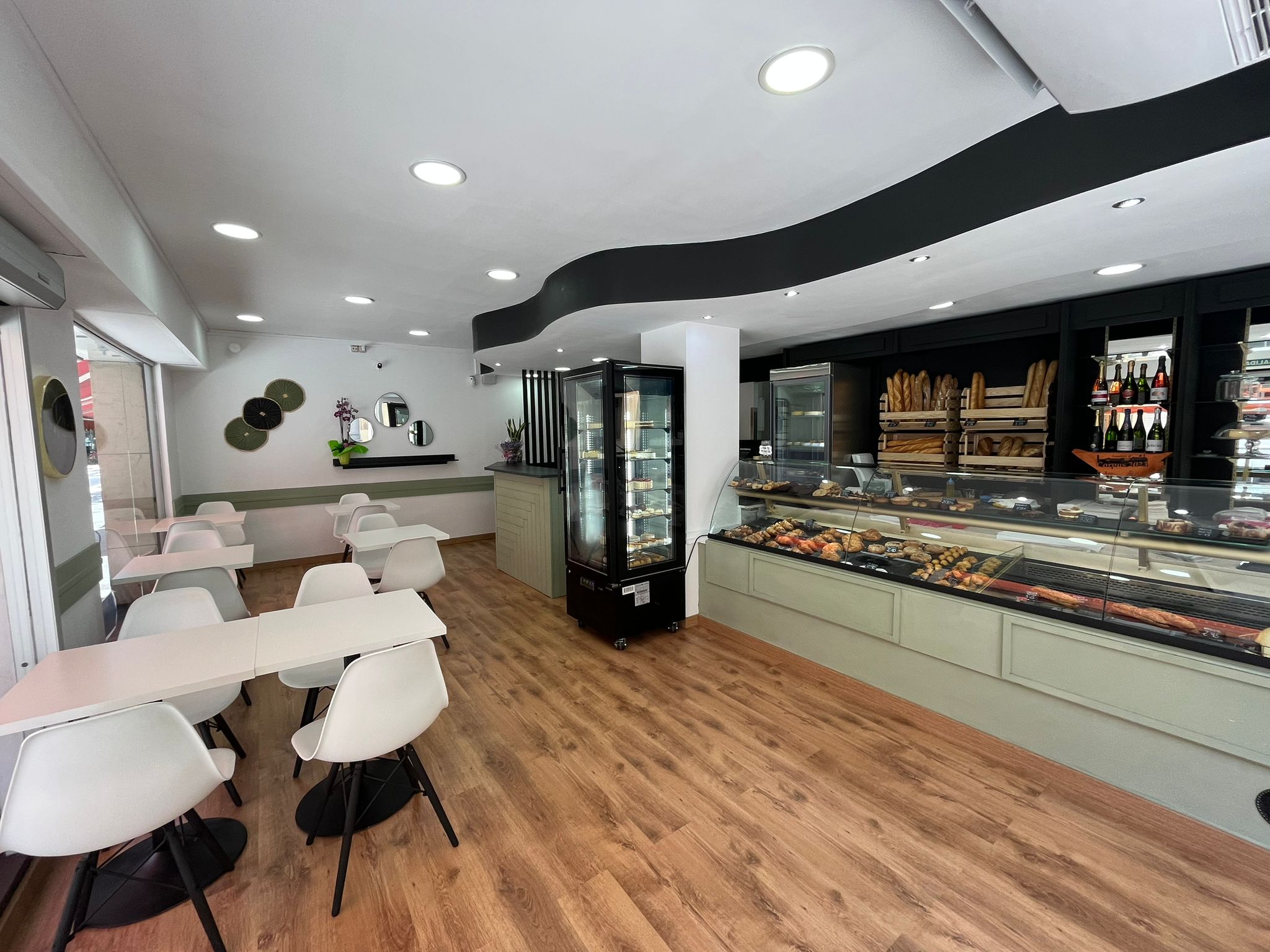 interior de AMiguitas Pastelería & Cafetería